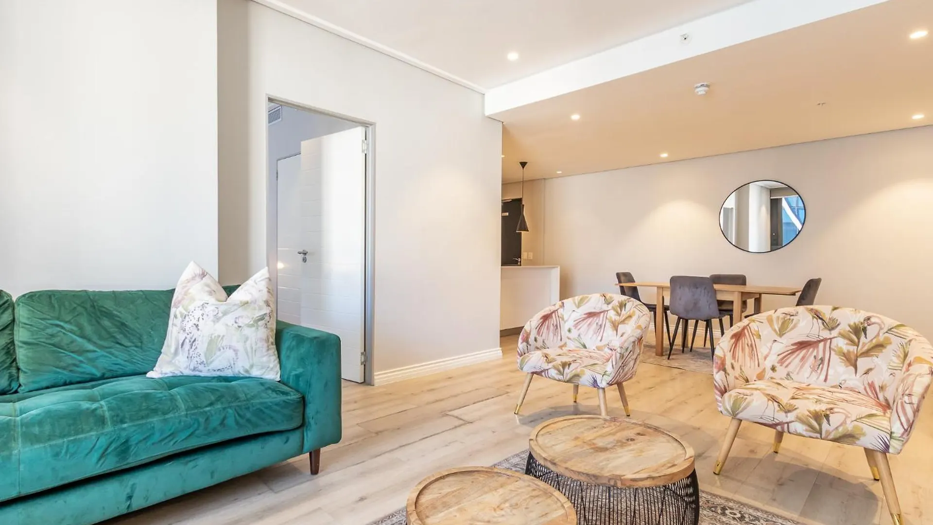 Beautiful Family Apartment With Amazing Views @ 16 On Bree Cape Town South Africa