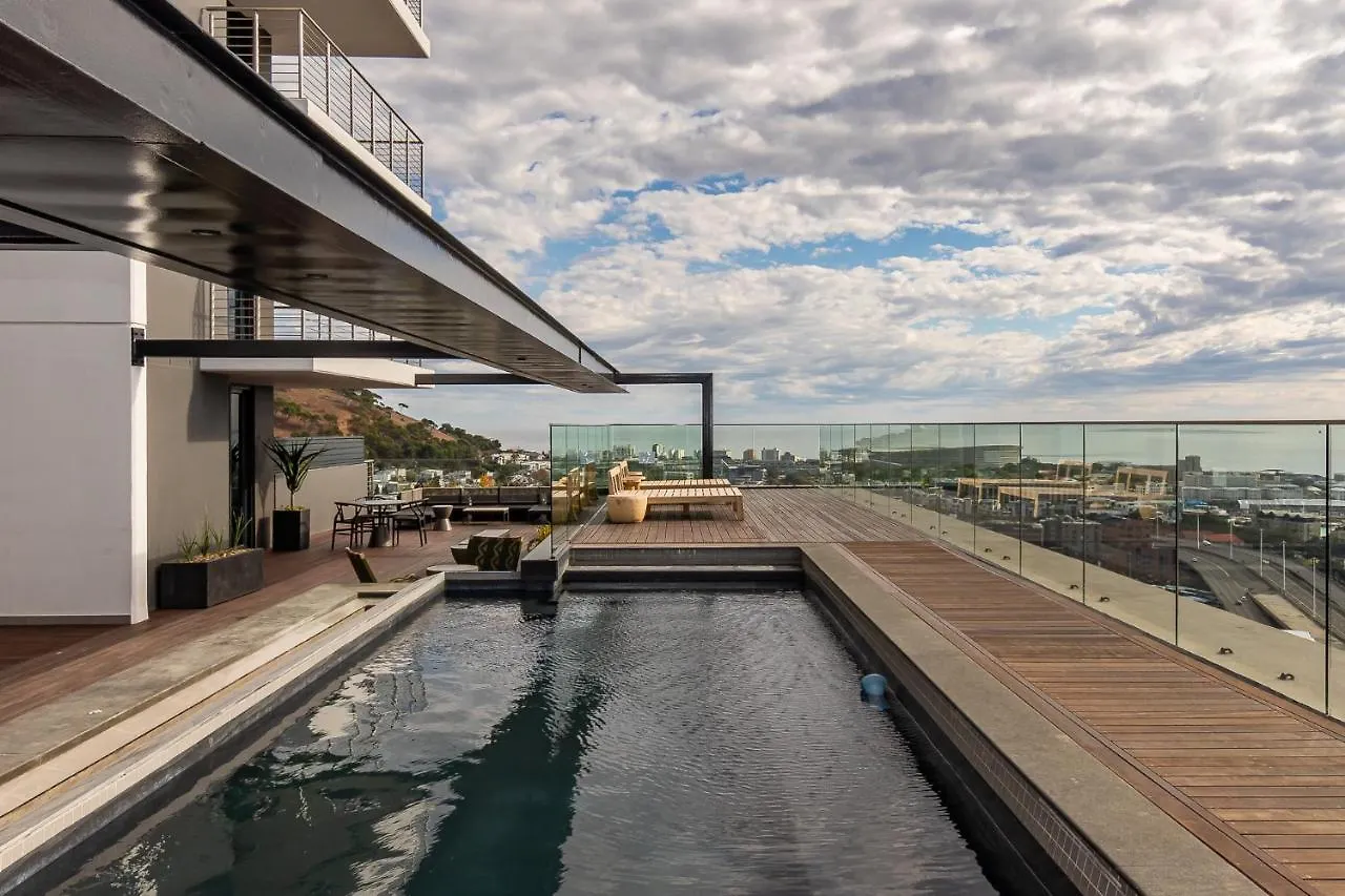 Beautiful Family Apartment With Amazing Views @ 16 On Bree Città del Capo